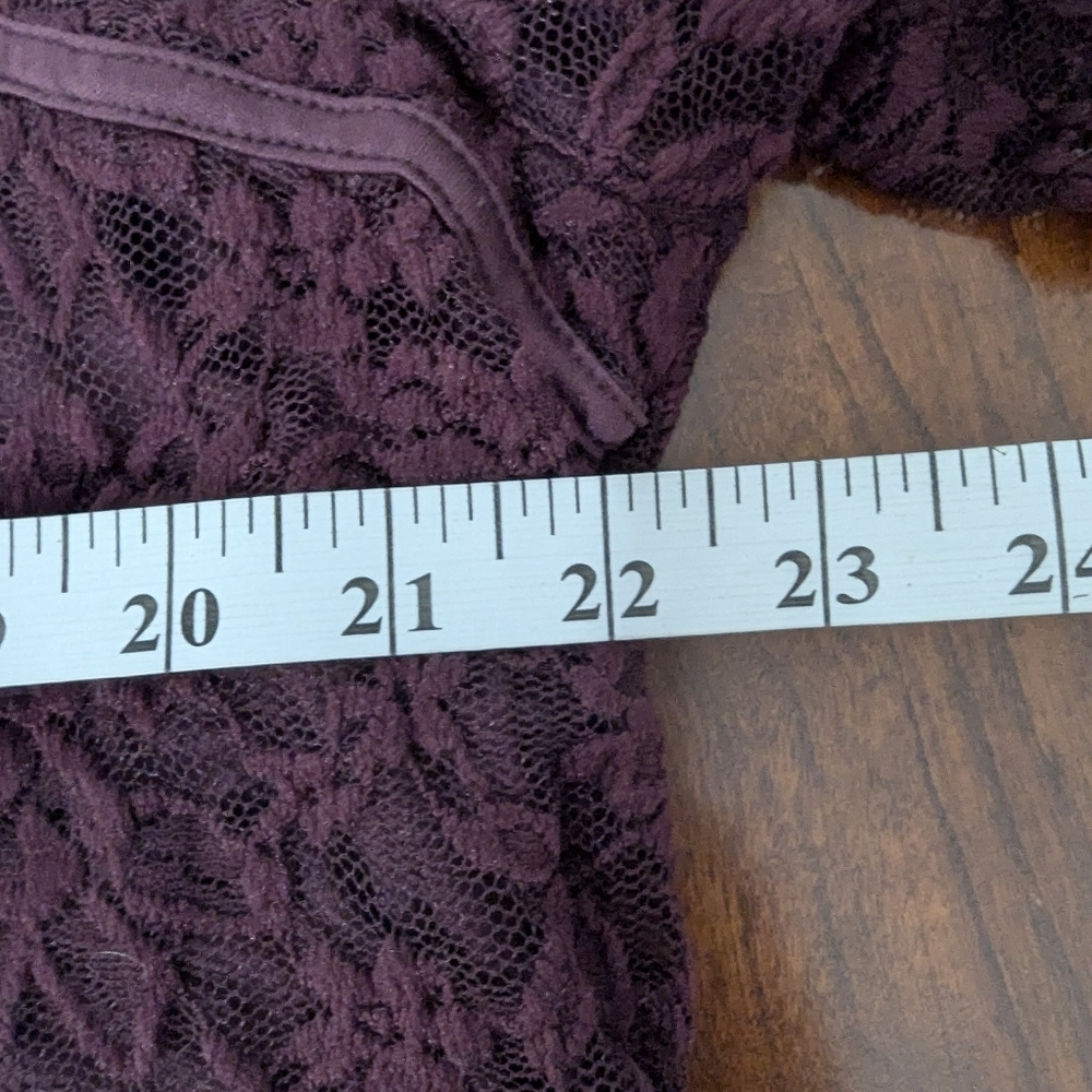 3/$30 NWT Maurices Open Back Lace Skater Dress Size 2 - Picture 4 of 5